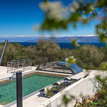 In Kroatien Mit Pool Und Meerblick * Ravni