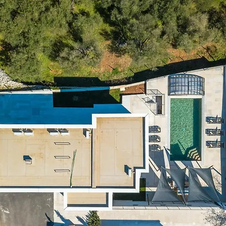 Villa In Kroatien Mit Pool Und Meerblick